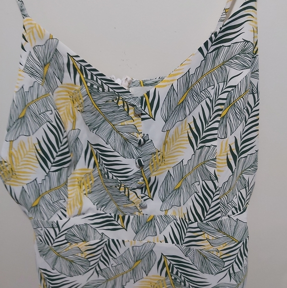 Luna Size Small White Dress with Green and Yellow Pattern (S) - Picture 5 of 10